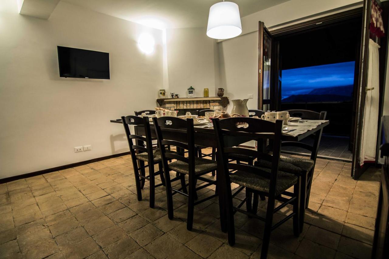 Campo Felice Experience Apartment Rocca di Cambio Luaran gambar